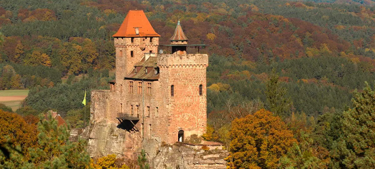 Blick auf die Burg Berwartstein