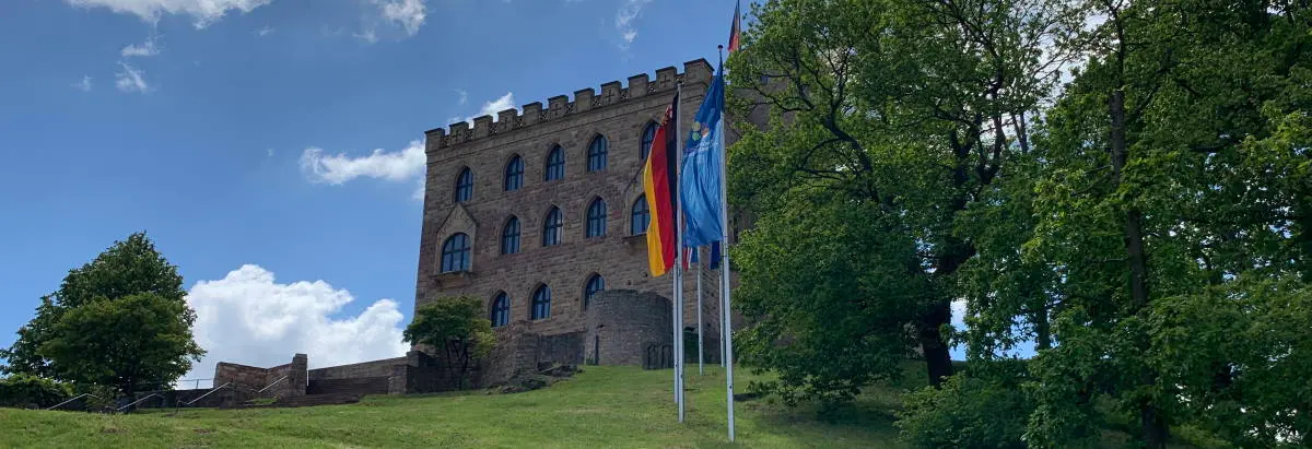 Hambacher Schloss in Neustadt an der Weinstraße, Wiege der deutschen Demokratie